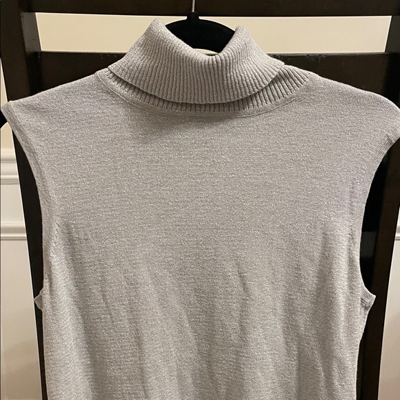 Cable & Gauge Tops - Cable & Gauge Shimmering Silver Sweater